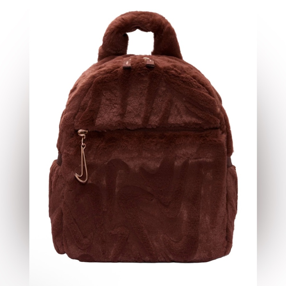 NIKE Elegant White Faux Fur Backpack - Picture 3 of 7